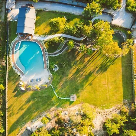 Secret Horizon Villa *